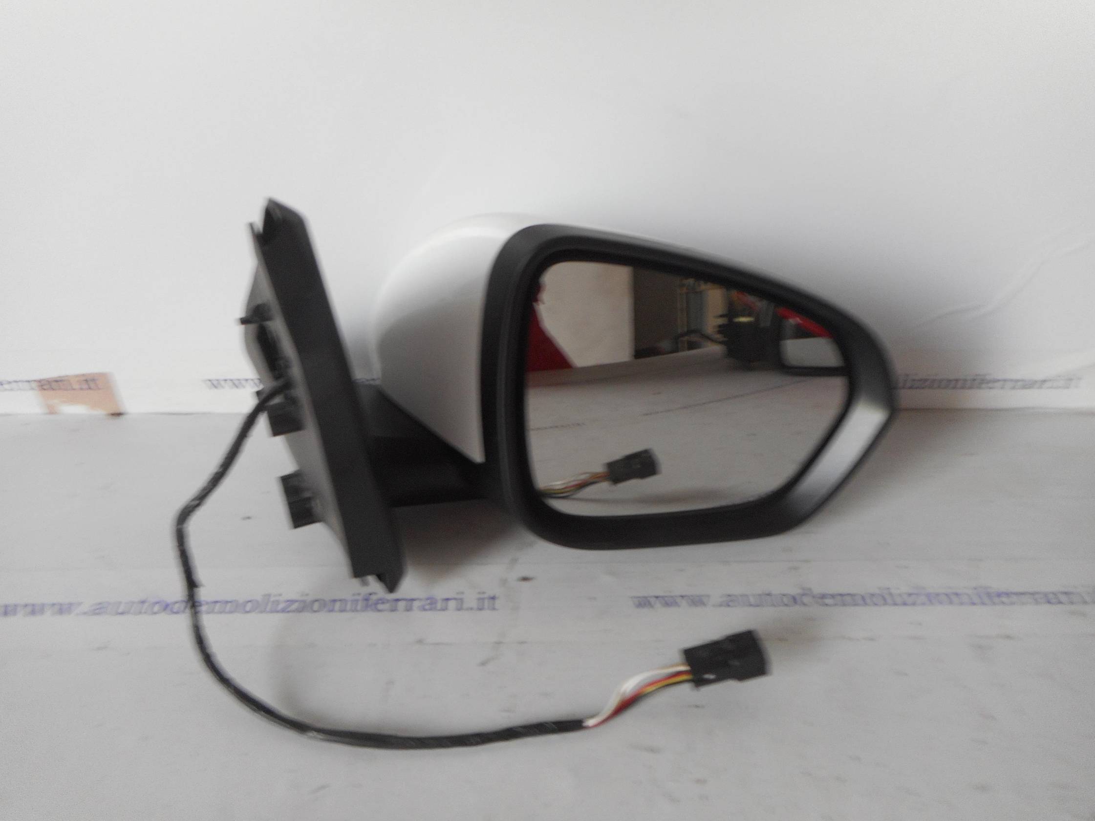 Retrovisore est. regolaz. elettr. dx.